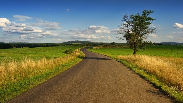 Herbicyd trojśladowy do zbóż - fundamentum 700 wg: skuteczna ochrona pola